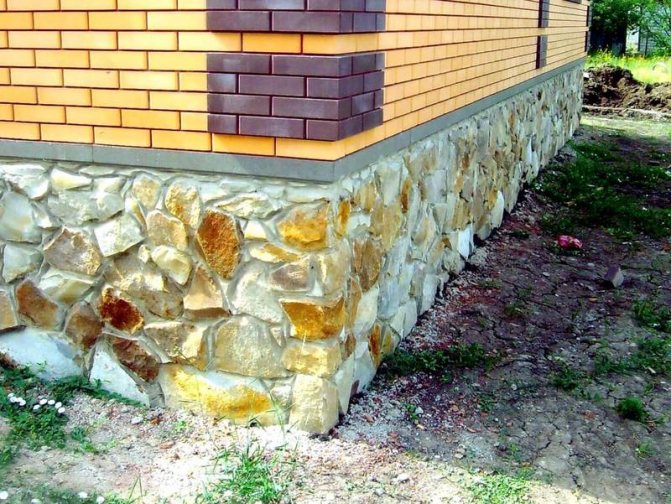 Фундамент дома из природного камня: бутовый цоколь