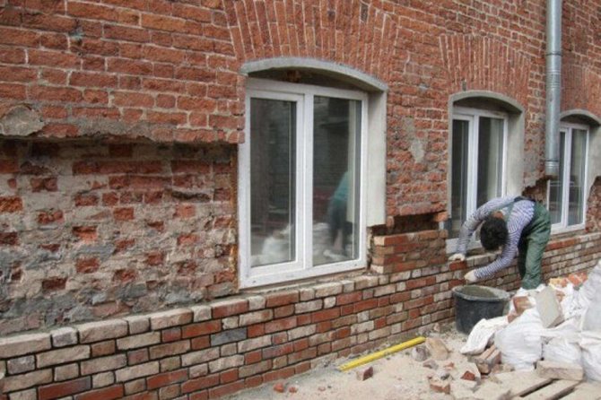 Как обновить старый кирпичный дом - способы, подготовка, инструкция, советы каменщиков