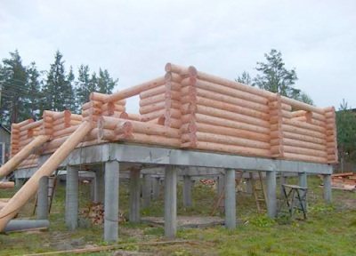 Строительство деревянного дома на данном типе основания
